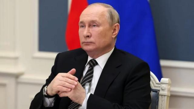 Президент Владимир Путин урушни чўзишни истайди.