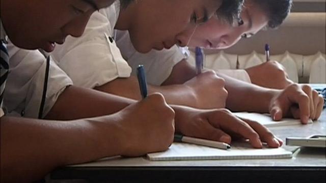 В гюленовских школах в Киргизии школьники изучают киргизский, английский и турецкий языки
