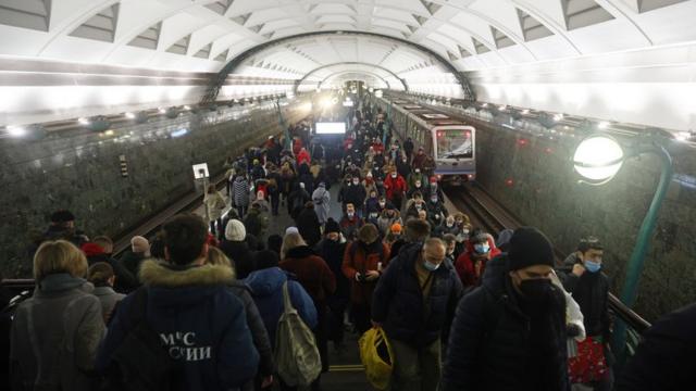 Люди в московском метро
