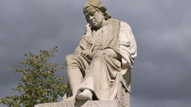 Памятник Сэмюэлу Джонсону на его родине в городе Личфилд