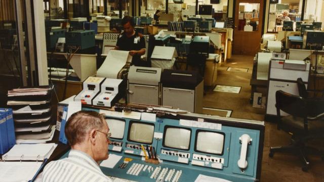 Так выглядел центр управления "Вояджерами" в 1980 году