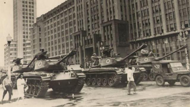 tanques da ditadura