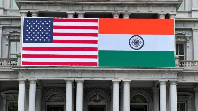 Флаги США и Индии