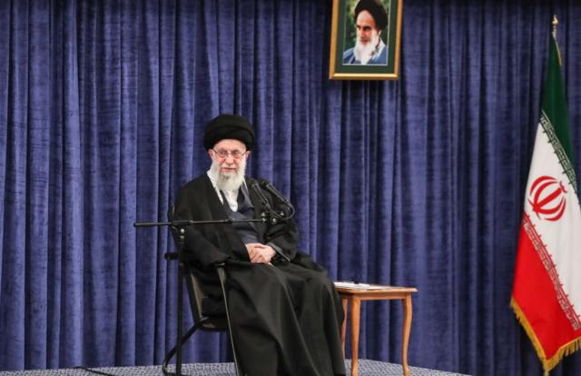 Lãnh tụ tối cao Ayatollah Ali Khamenei của Iran tuyên bố sẽ trừng phạt “kẻ ác”