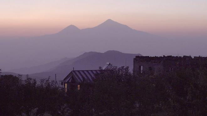 Вид на гору Арарат из села Хачик