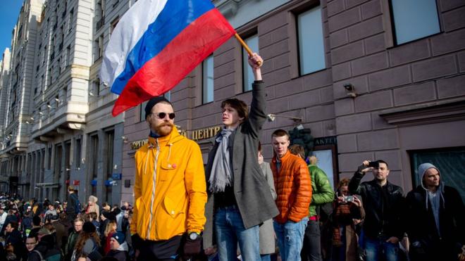 Протестующие на Пушкинской площади 26 марта 2017 года