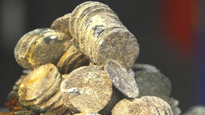 Монеты найденные на борту "Нуэстра-Сеньора-де-лас Мерседес"