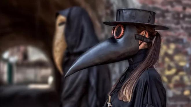 Ovakve maske su simbol Crne smrti