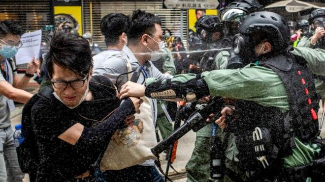 Протесты в Гонконге вновь вспыхнули в прошедшие выходные
