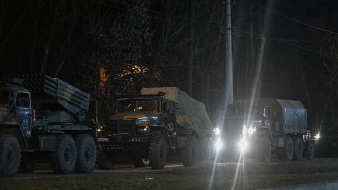 Колонна российской боевой техники под Донецком 24 февраля