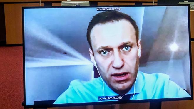 Алексей Навальный выступает в Европарламенте