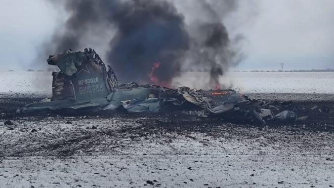 Сбитый российский самолет неподалеку от Киева