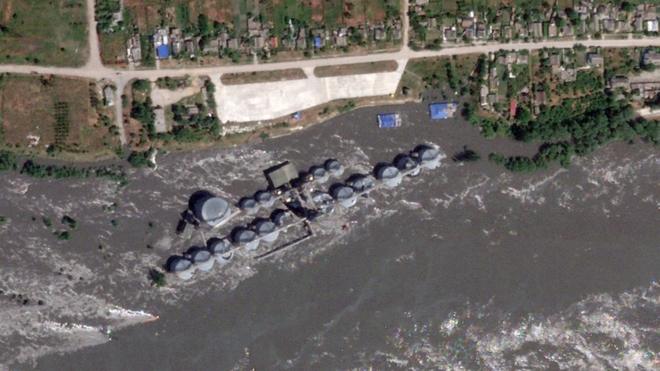 Flooded grain silos