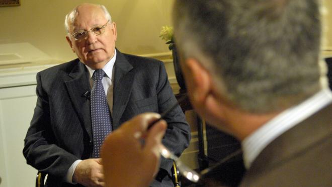 Михаил Горбачев дает интервью Би-би-си