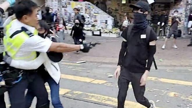 Насилие на протестах в Гонконге