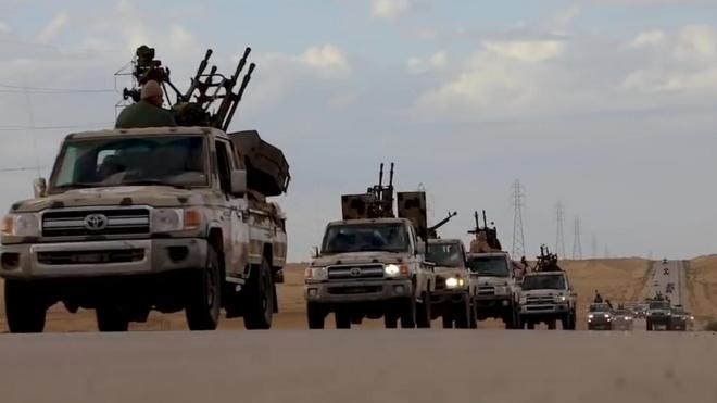 Колони Лівійської національної армії в четвер почали марш на Тріполі