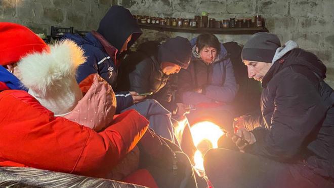 Татьяна и ее близкие в подвале