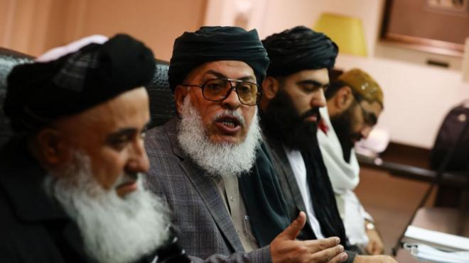 В январе в Москву приезжала делегация талибов, которую возглавлял Шер Мохаммад Аббас Станикзай (в центре)