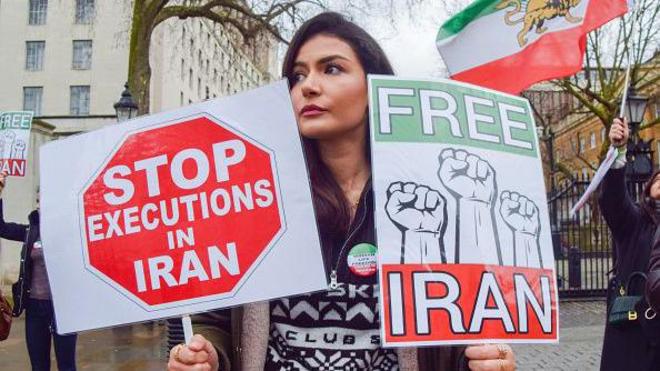 Протест в Лондоне против казней в Иране 