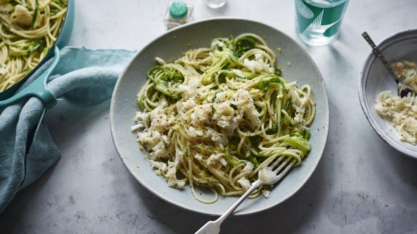 Crab and courgette pasta