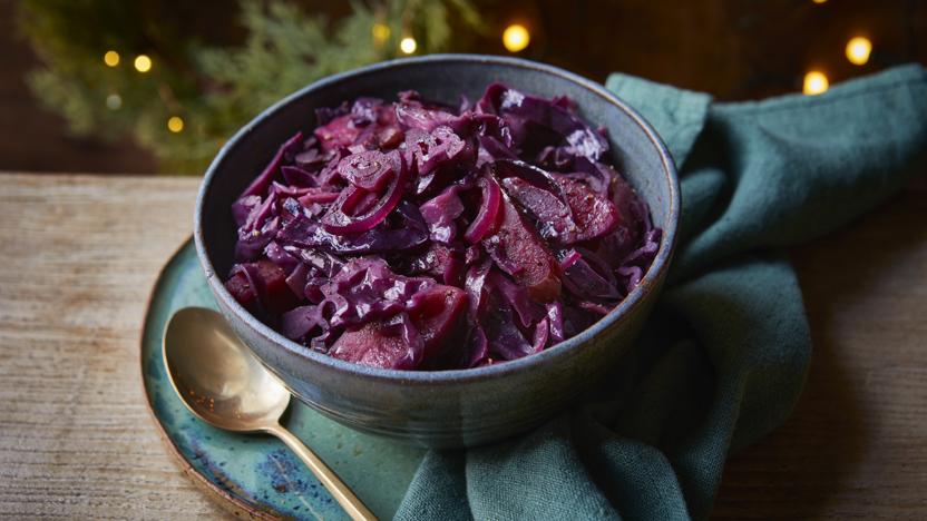 Slow cooker red cabbage 