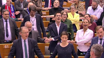 MEPs sing Auld Lang Syne