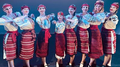 Ukrainian folk dancers