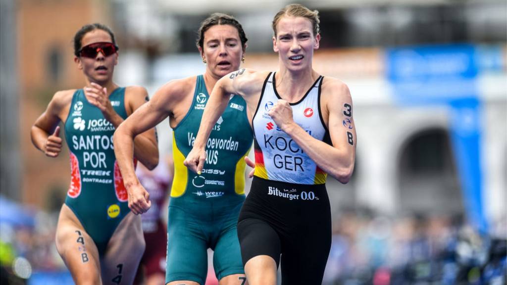 Athletes compete in 2023 Hamburg Mixed Relay