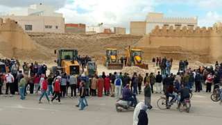 Aftermath of collapsed wall in Kairouan