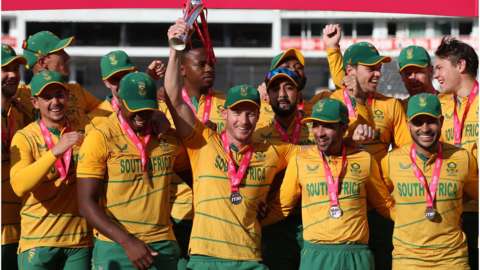 South Africa players celebrate winning the T20 series against England