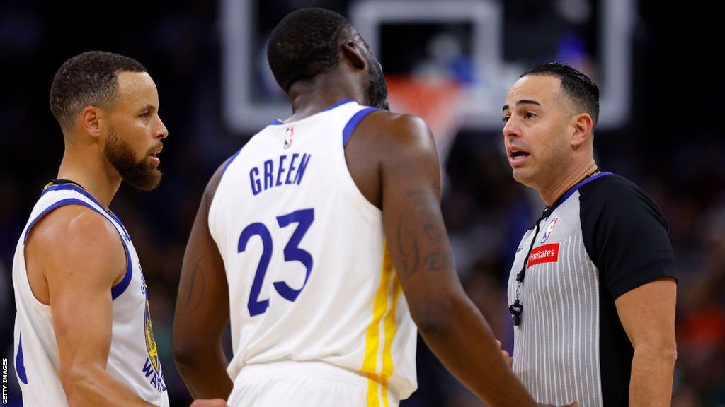 Draymond Green #23 of the Golden State Warriors argues with a referee before being ejected