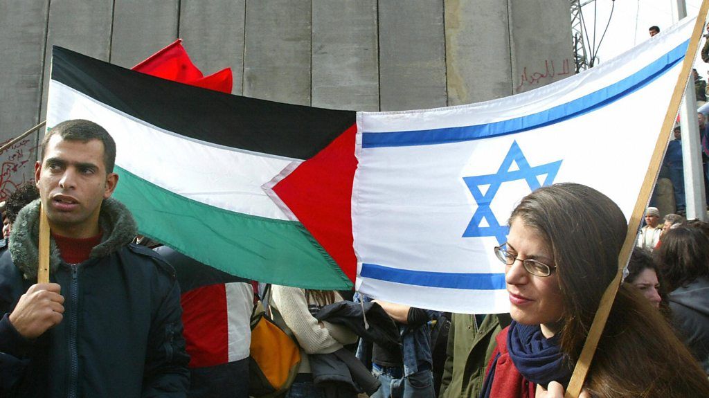 Palestinian and Israeli flags