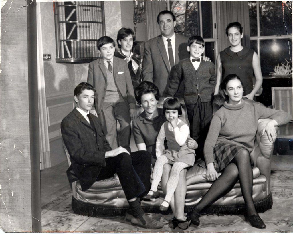 Robert Maxwell, wife Betty and their children Ian, Isabel, Kevin, Christine, Phillip, Ghislaine and Ann