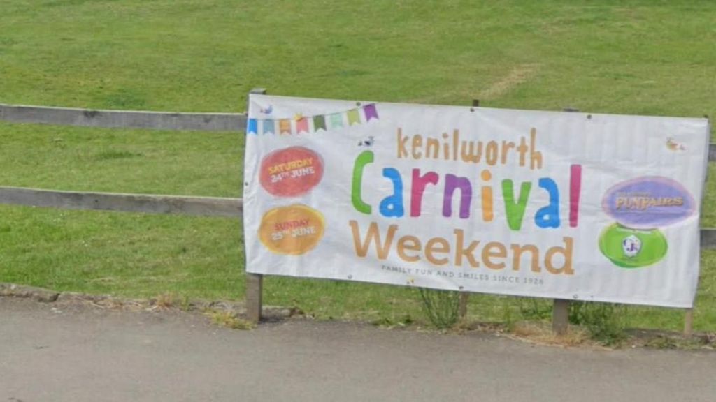 A sign for Kenilworth Carnival