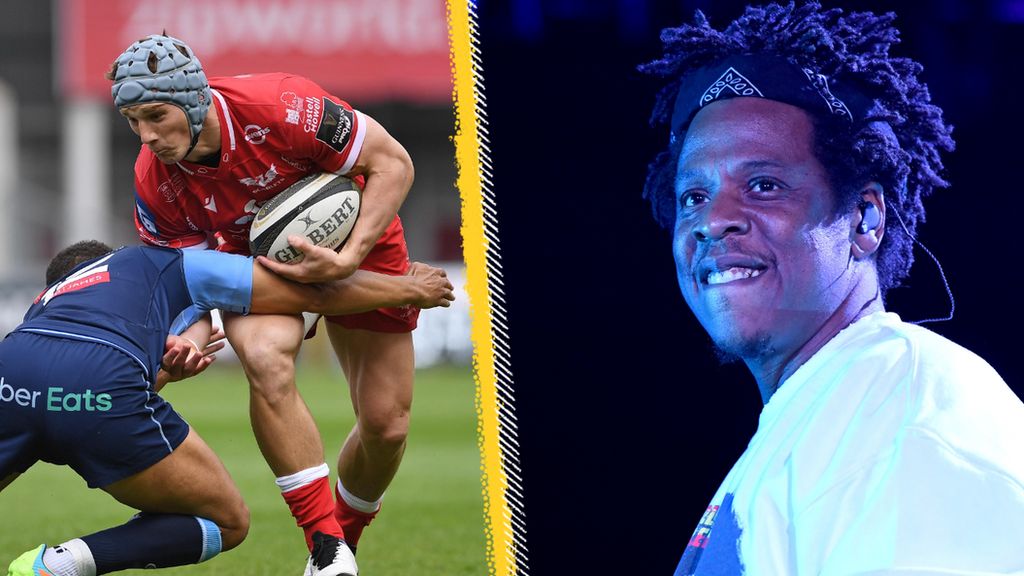 Jay-Z (right) and Jonathan Davies of the Scarlets