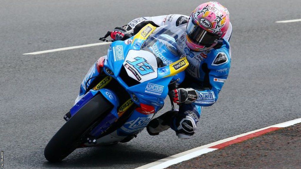 Lee Johnston in action during Supersport qualifying at the North West 200