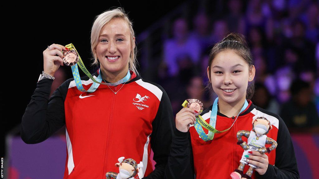 Charlotte Carey and Anna Hursey of Team Wales celebrate bronze at the 2022 Commonwealth Games