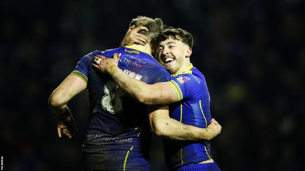 Matty Ashton completed his Warrington hat-trick with the try of the night against the Broncos