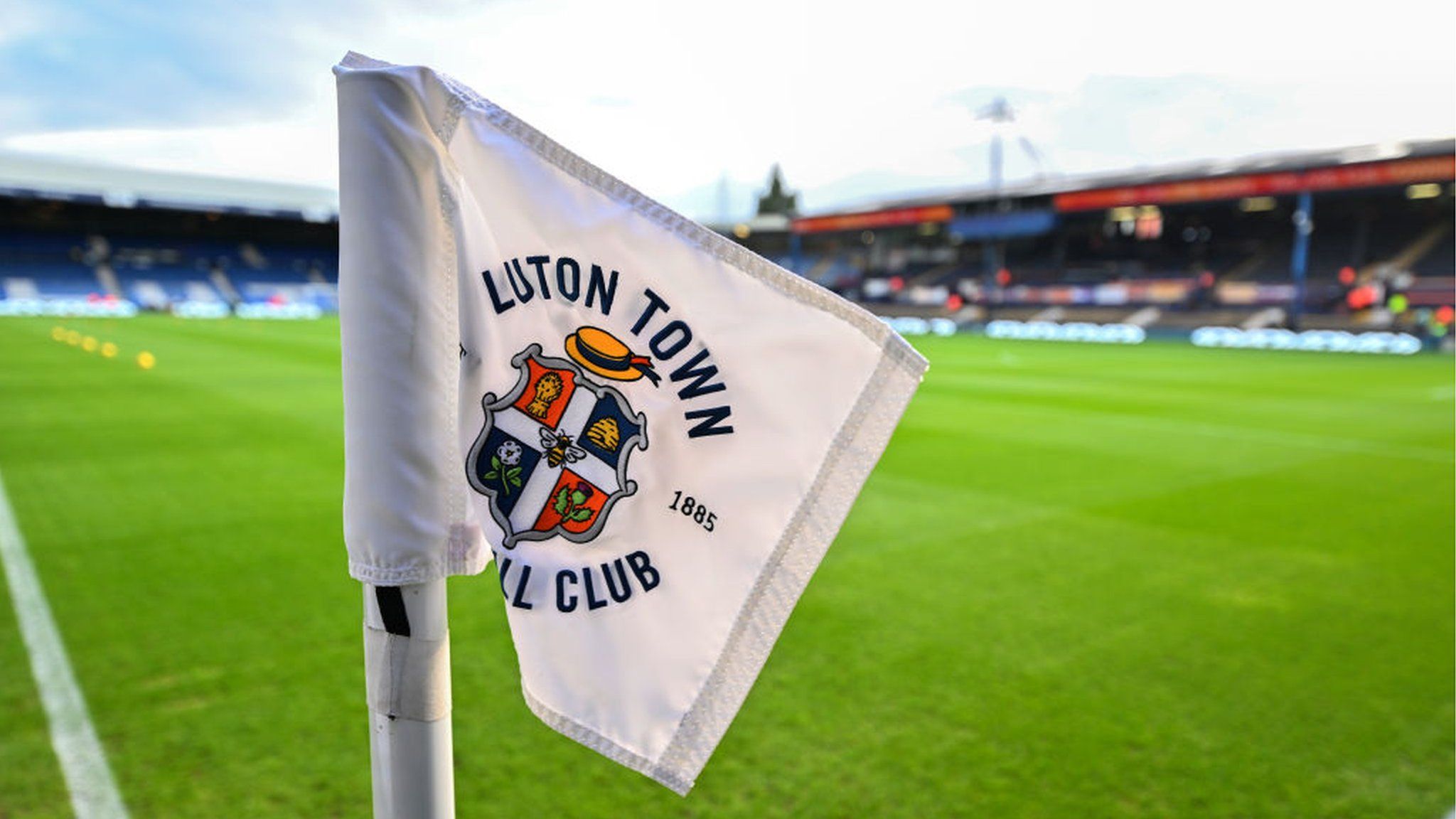 Luton Town crest on corner flag