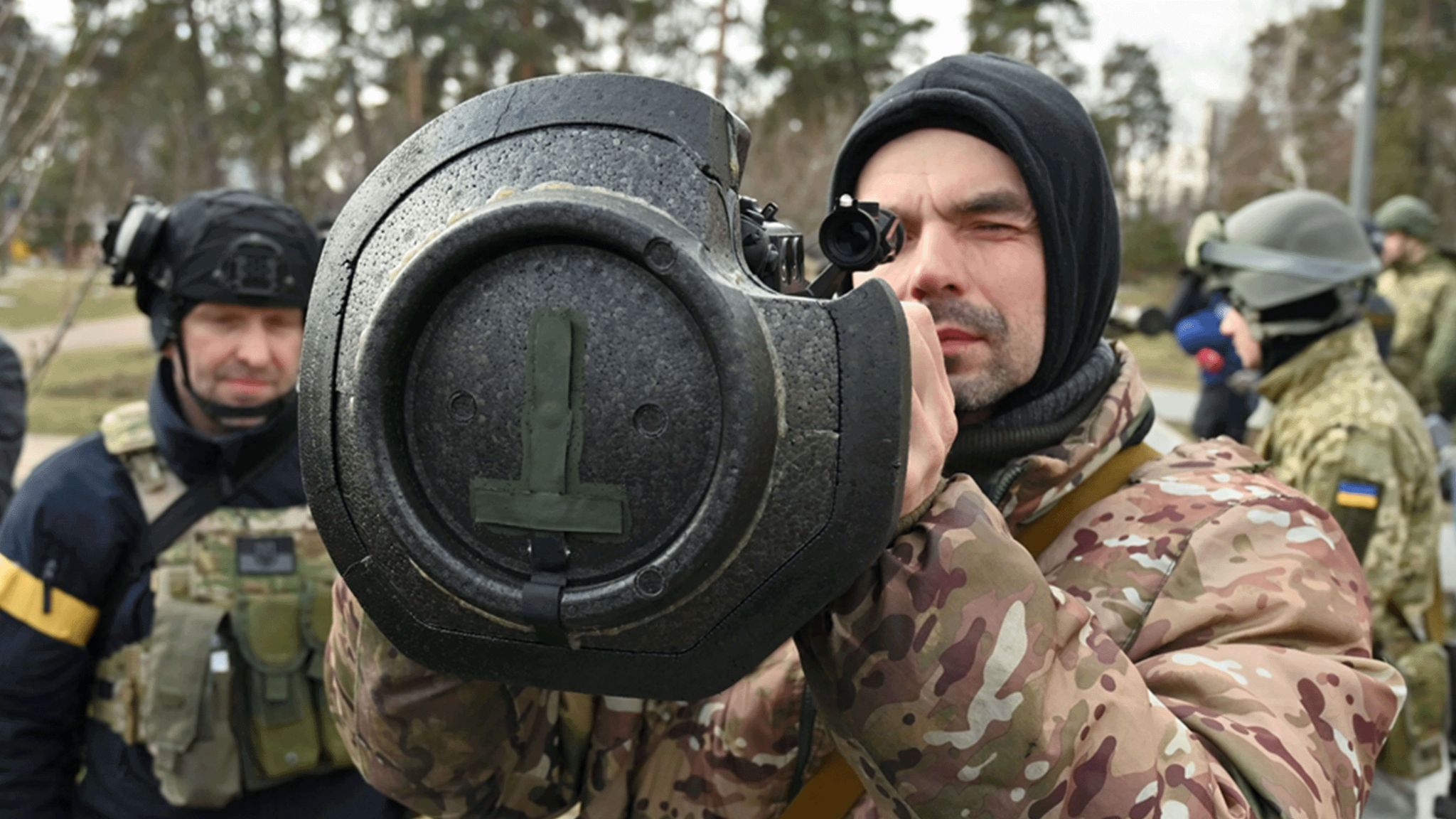 Soldier with Nlaw anti-tank weapon