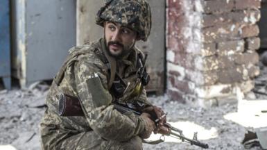 ukrainian soldier in severodonetsk