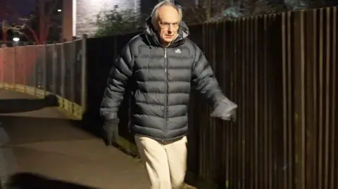 Peter Bone canvassing in the street