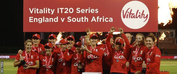 England with the T20 series trophy