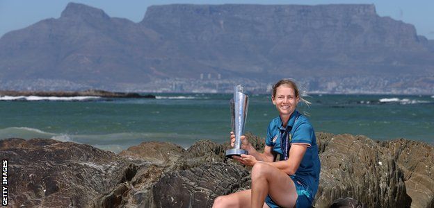 Meg Lanning with the T20 World Cup trophy