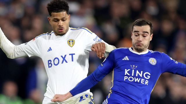 Leeds United and Leicester City in Championship action