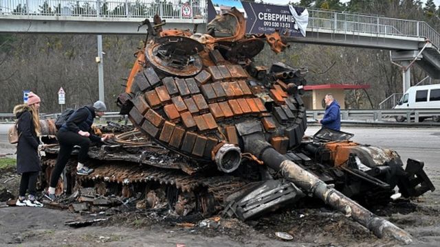 Подбитый российский танк