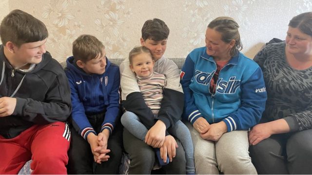 Илья Бобков и его семья