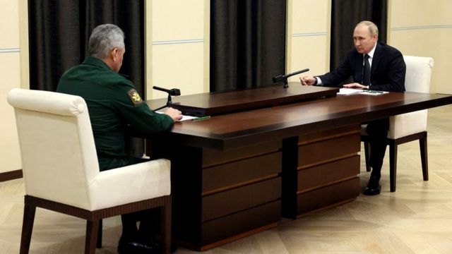 Министр обороны РФ Шойгу на встрече с президентом Путиным