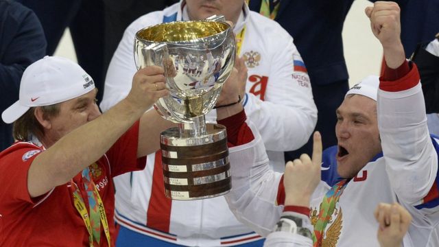В 2014 году чемпионат мира в Беларуси выиграла сборная России. Теперь же Беларуси предстоит побороться за сам факт проведения нового чемпионата