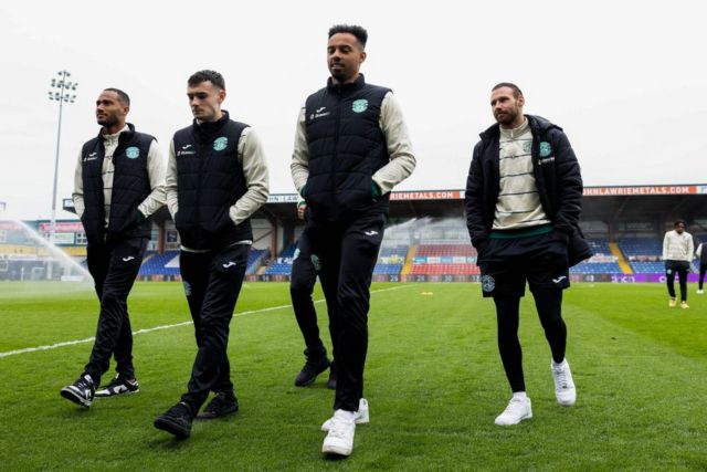 DINGWALL, SCOTLAND - MAY 04: Hibernian players arrive before a cinch Premiership match between Ross County and Hibernian at the Global Energy Stadium, on May 04, 2024, in Dingwall, Scotland. (Photo by Ross Parker / SNS Group)